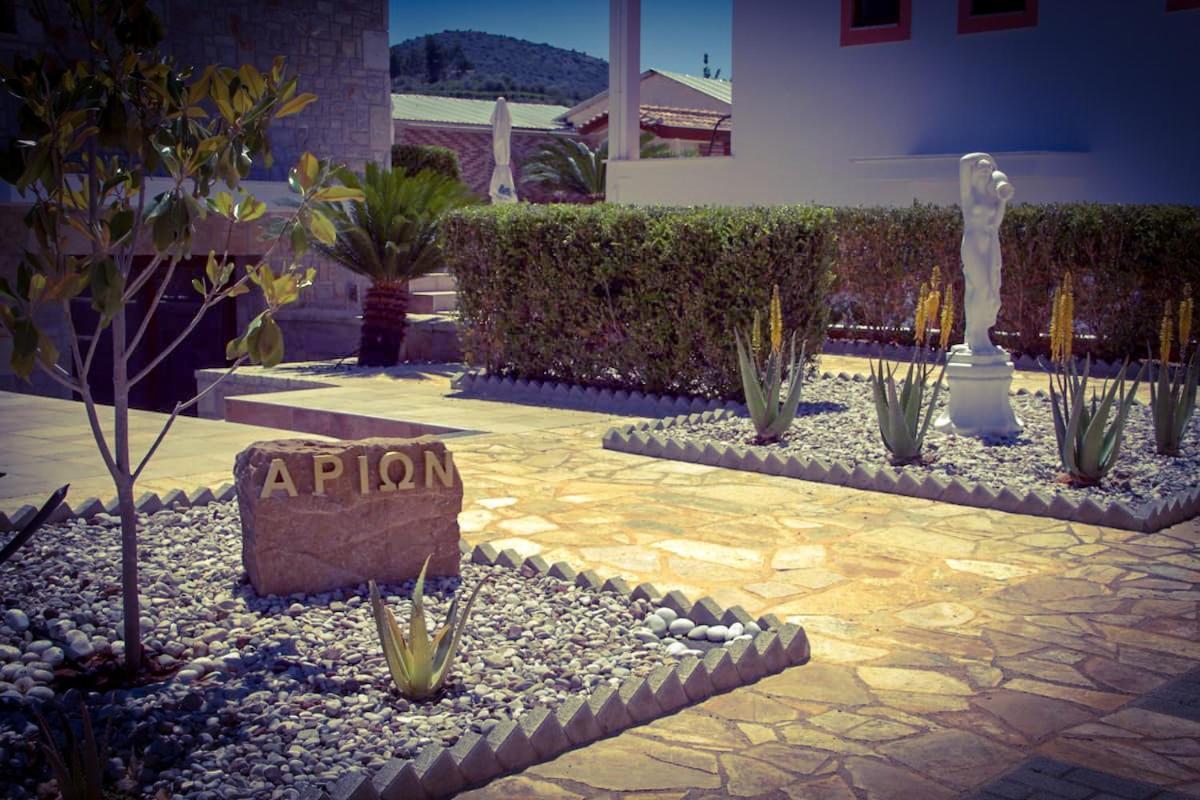 Αριων Village & Suites Нафплион Екстериор снимка