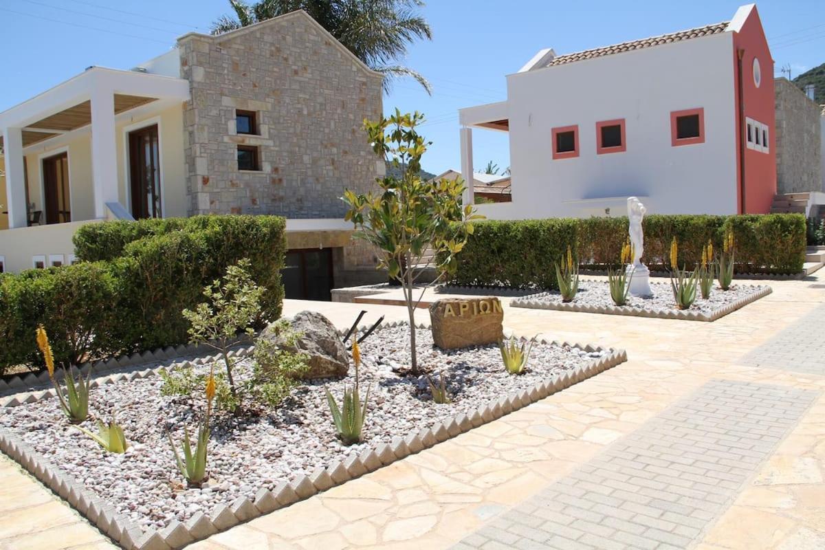 Αριων Village & Suites Нафплион Екстериор снимка