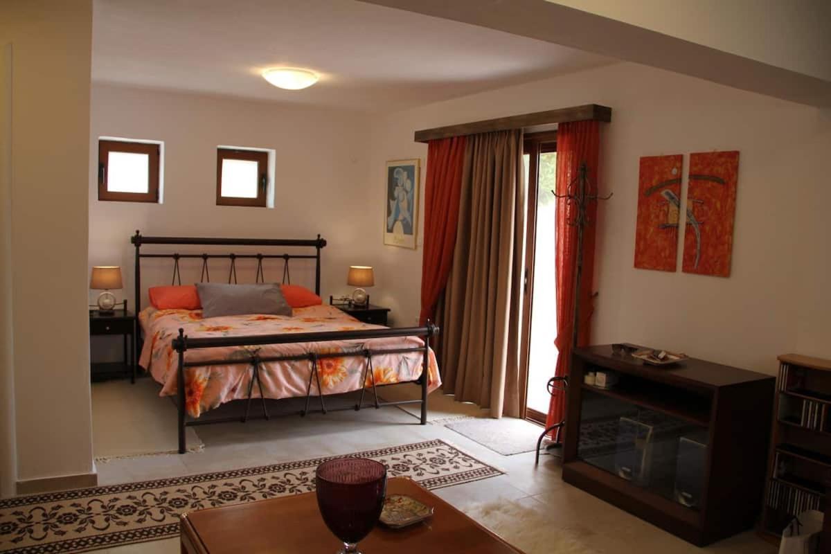 Αριων Village & Suites Нафплион Екстериор снимка